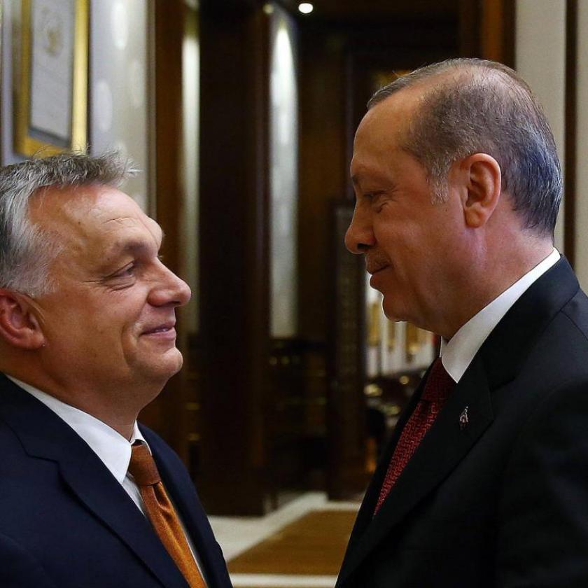 Teljes a kormányzati hírzárlat Erdogan vasárnapi budapesti látogatásáról