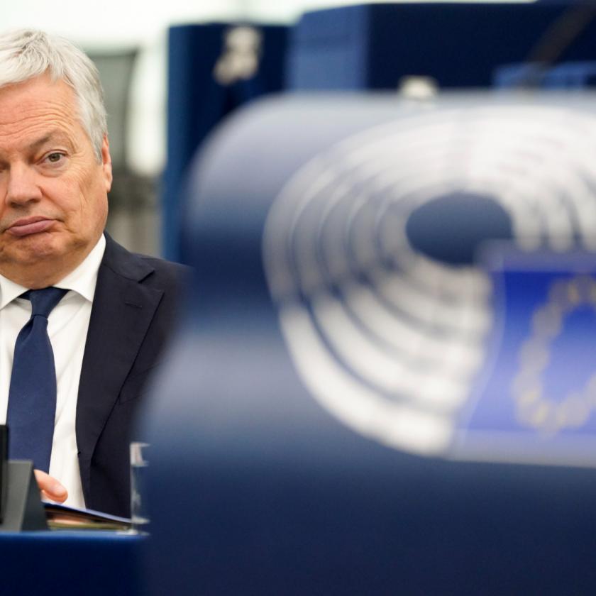 Uniós biztos: egyetlen forintot sem kap Magyarország a Helyreállítási Alapból
