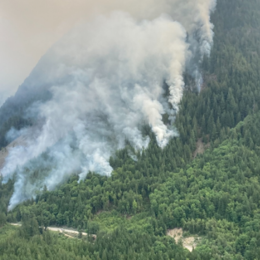 Négyezer hektárt perzselt fel a tűz Kanadában, ezreket evakuáltak 